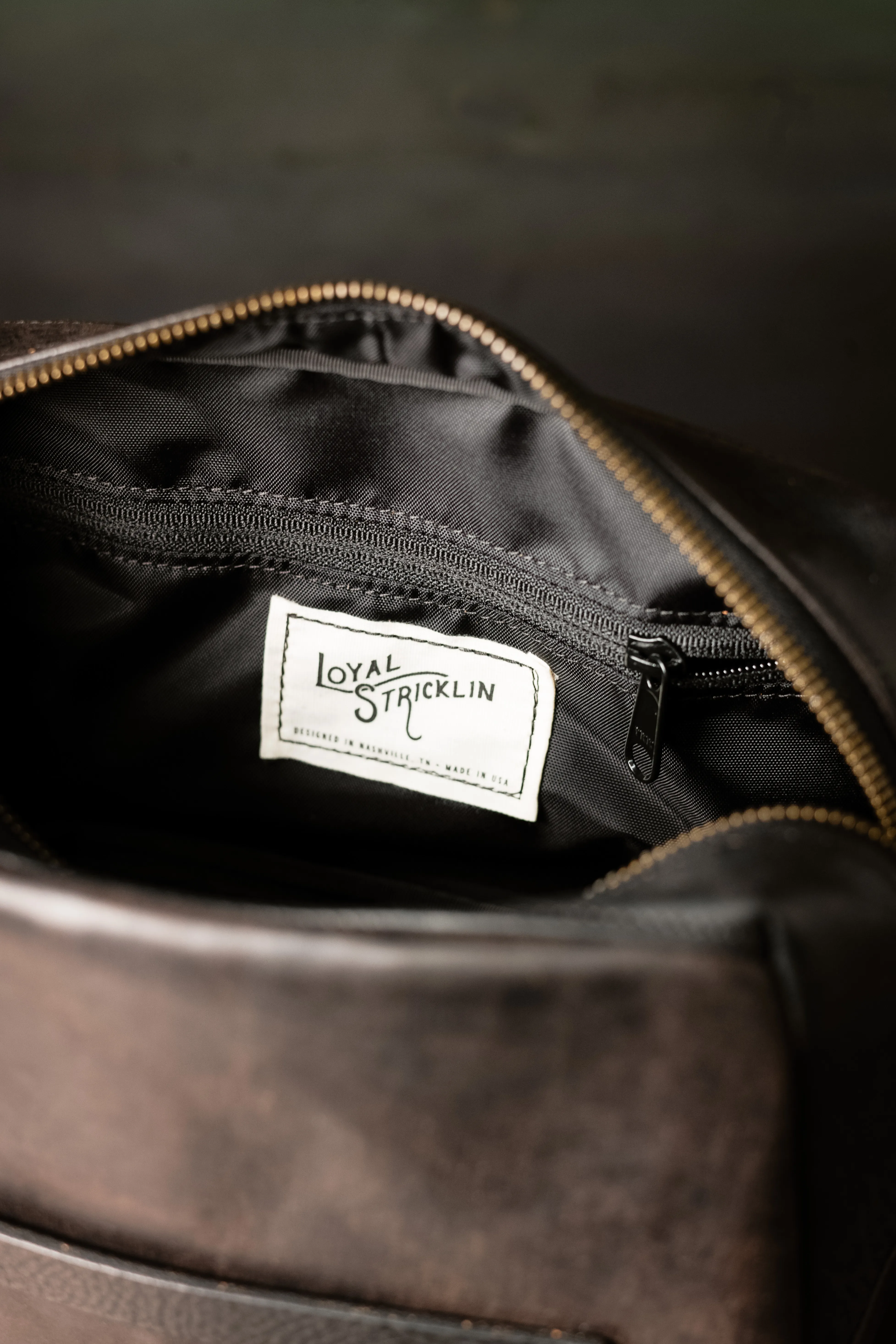 Dopp Kit - Horween Teacore Horsehide - sample - missing pocket